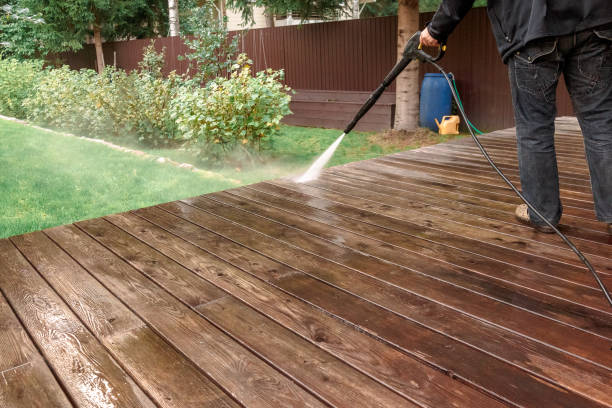 Best Roof Washing  in Saddle Rock, NY